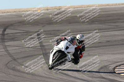 media/Jan-15-2026-Racers Edge (Thu) [[dfebeb70ab]]/3-B Group/Session 2 (Bowl Exit)/